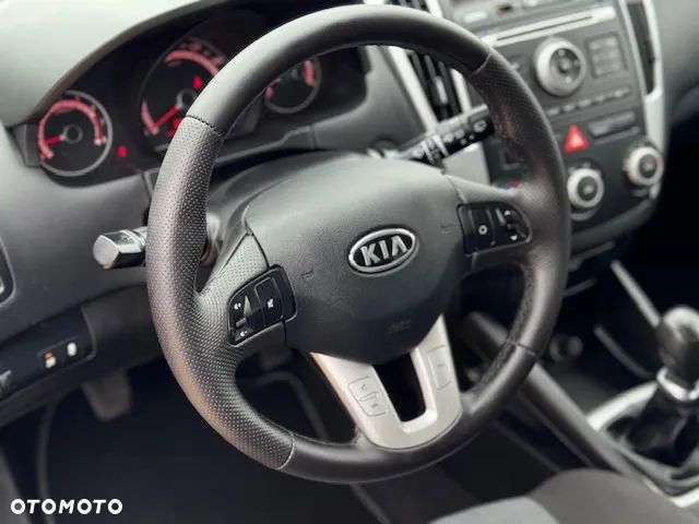 Kia Ceed - 18