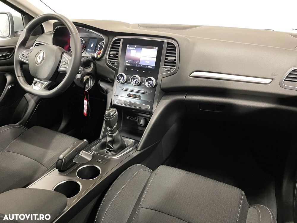 Renault Megane Blue dCi 116 Zen - 8