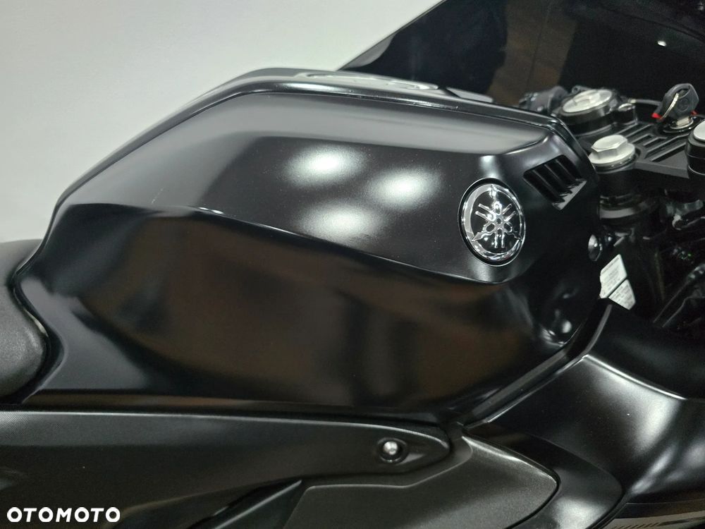 Yamaha YZF - 15