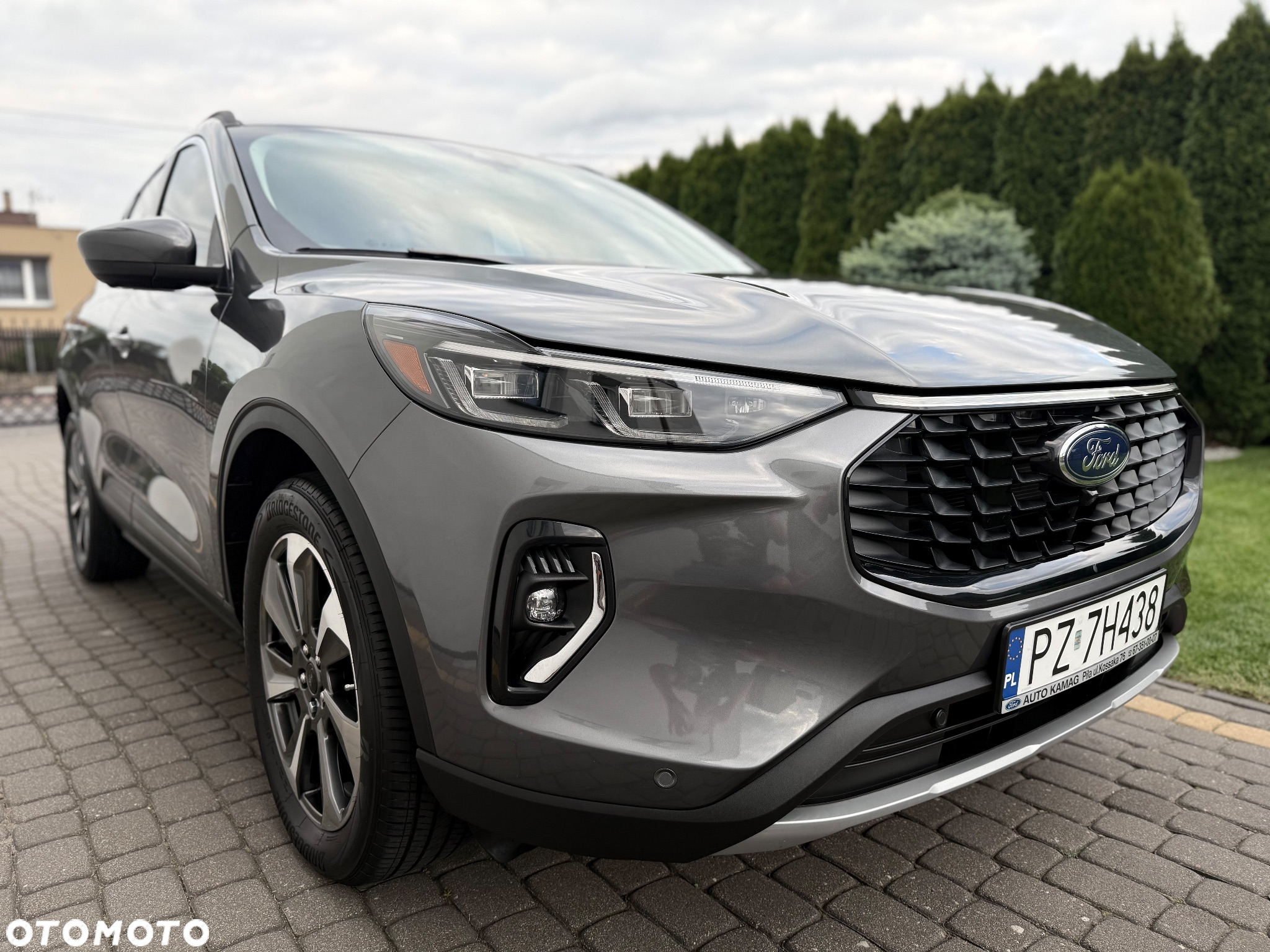 Ford Kuga - 11
