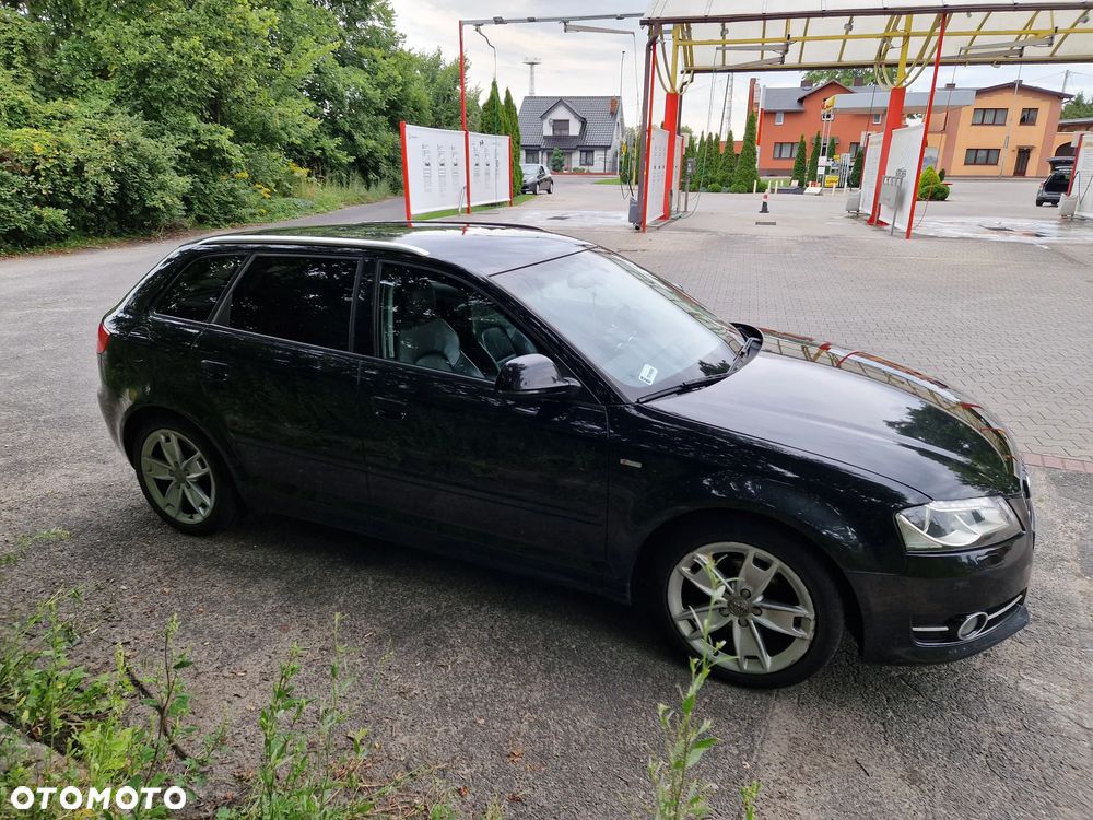 Audi A3 Sportback 1.6 TDI DPF Ambition - 4