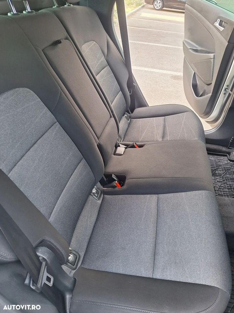 Hyundai Tucson 1.6 T-GDi 4WD 7DCT Style - 29