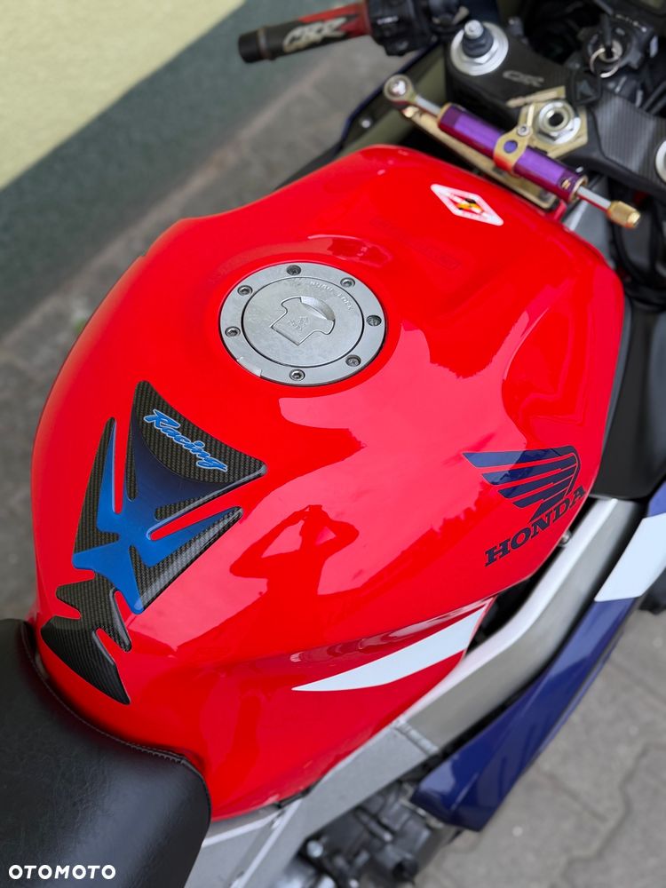 Honda CBR - 17