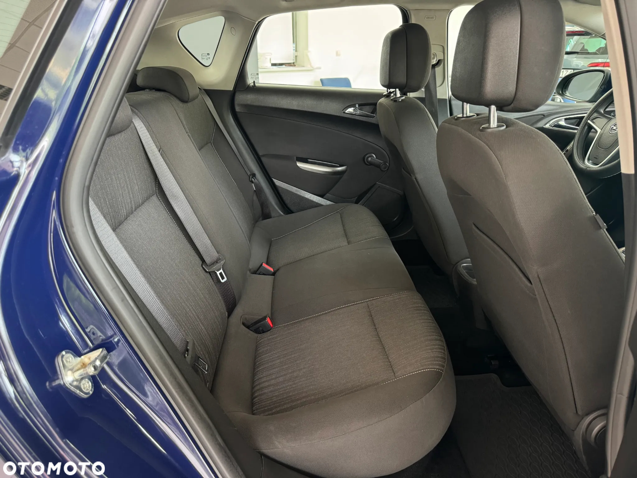 Opel Astra IV 1.6 Enjoy - 17