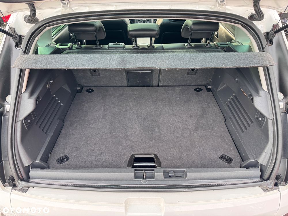 Peugeot 3008 PureTech 130 Stop & Start GPF Allure Business-Paket - 18