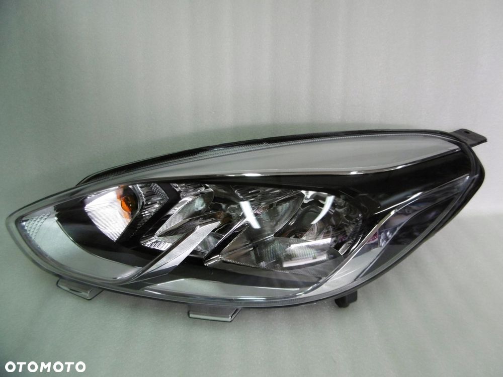 FORD FIESTA MK8 - lampa lewa - 1