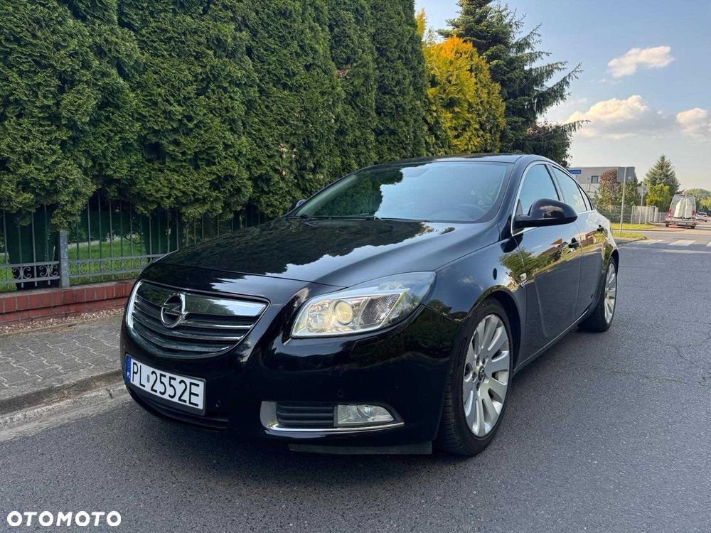 Opel Insignia - 1