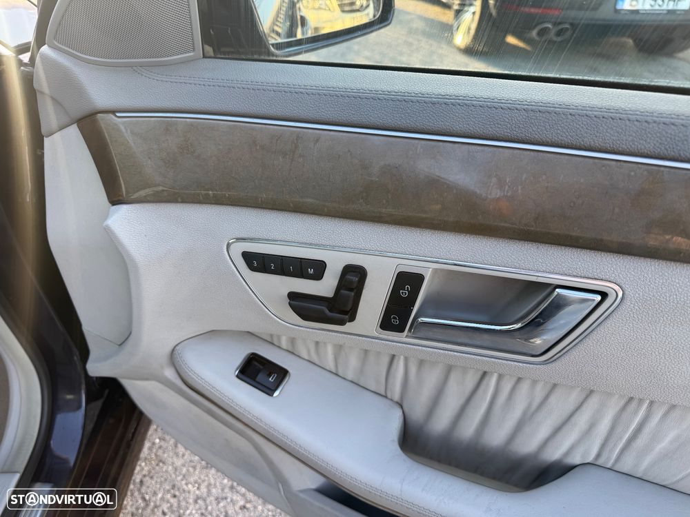 Mercedes-Benz E 200 CGI Elegance BlueEfficiency - 35