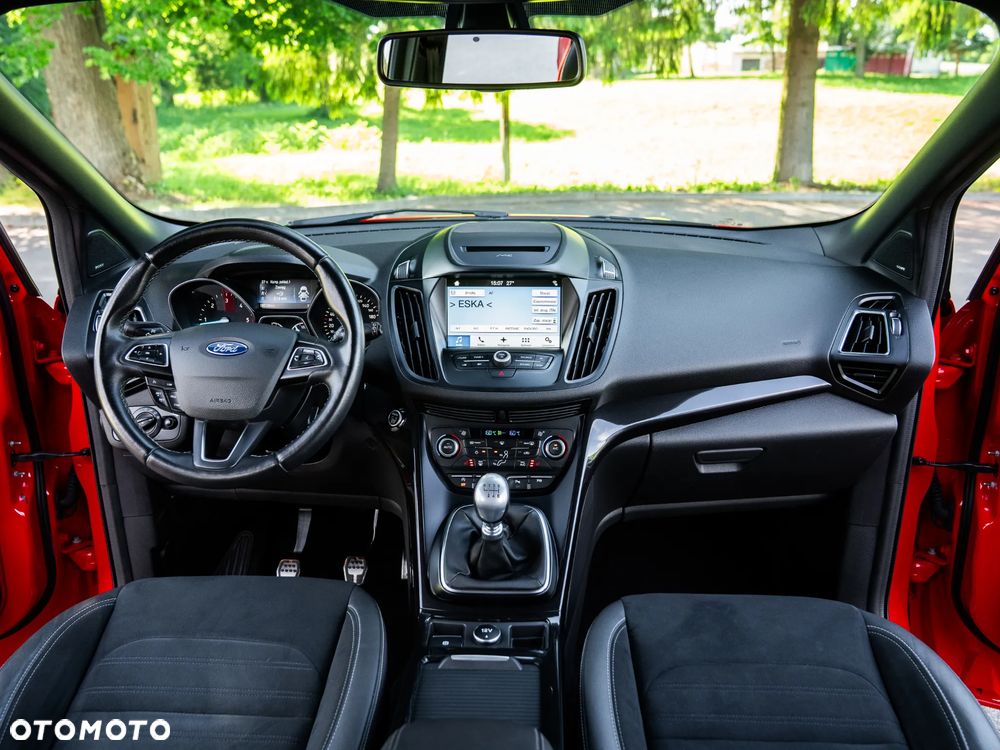 Ford Kuga 2.0 TDCi AWD ST-Line Black - 33