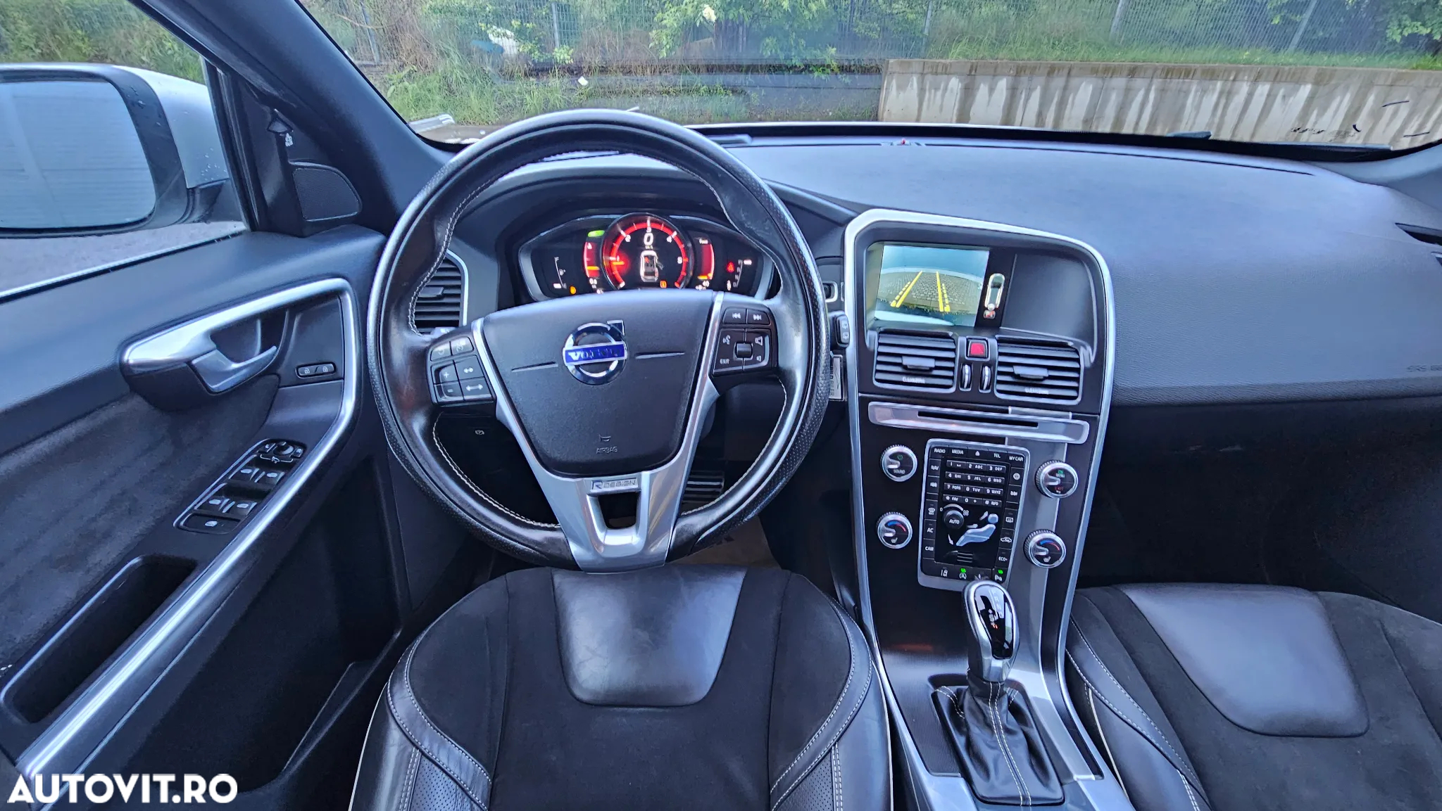 Volvo XC 60 B4 D AWD Geartronic RDesign - 25
