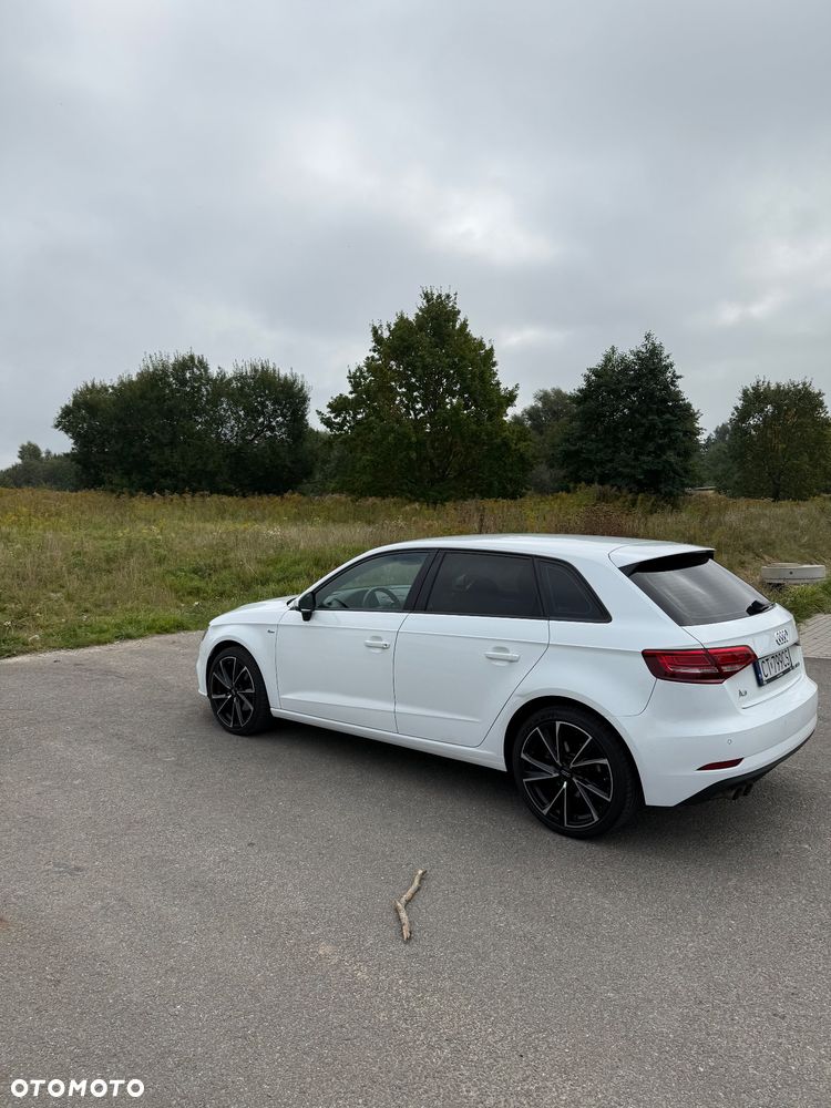 Audi A3 Sportback - 6