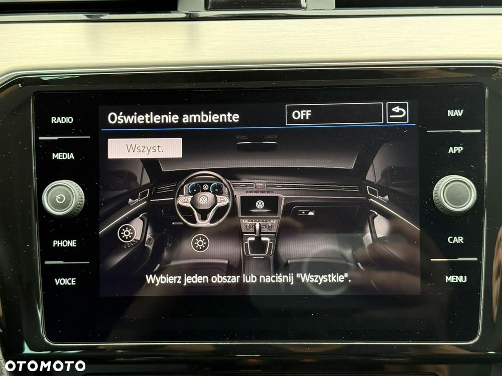 Volkswagen Passat Variant 2.0 TDI Elegance DSG - 32
