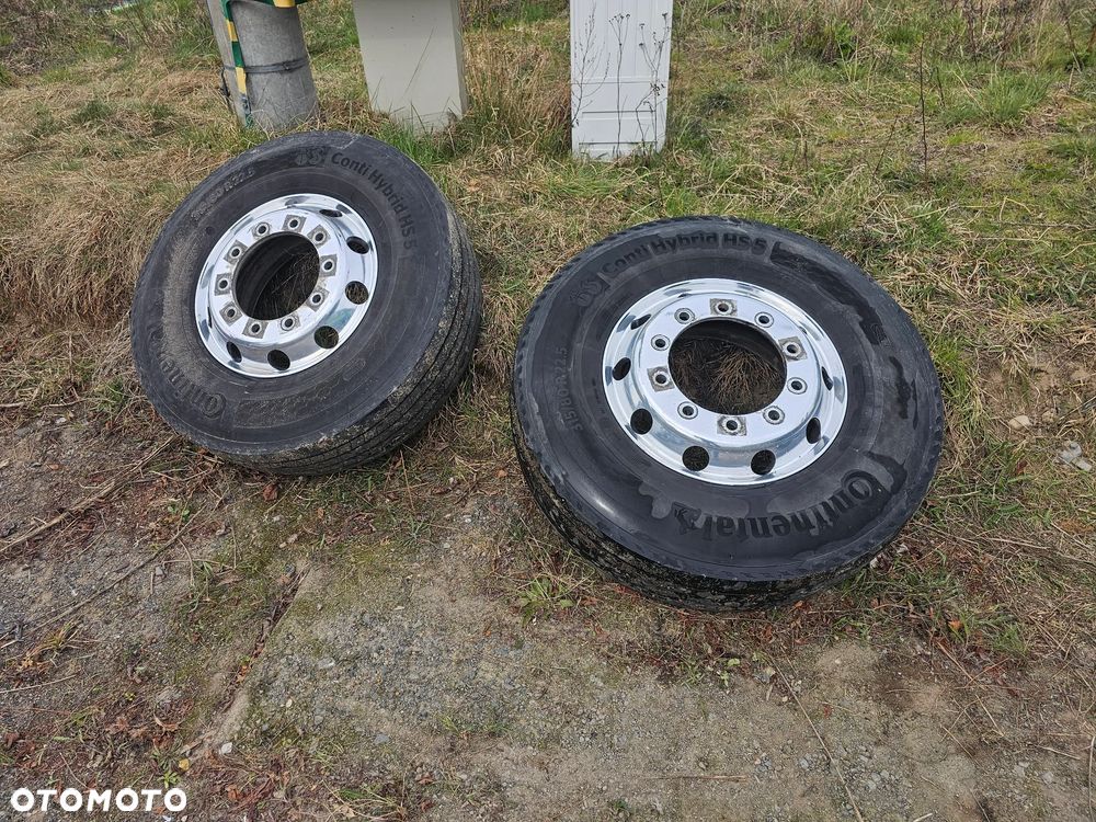 Felgi durabright alcoa czarne z oponami - 3