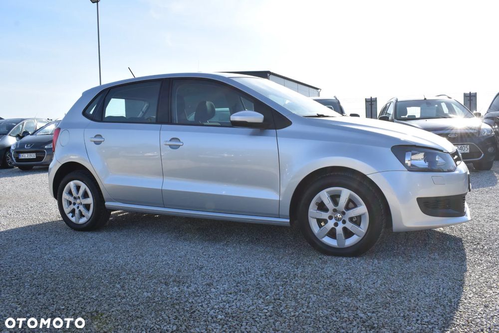 Volkswagen Polo - 2