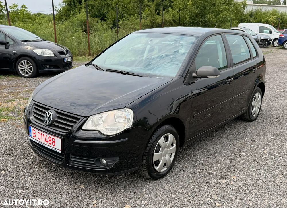 Volkswagen Polo 1.2 Attractive - 2