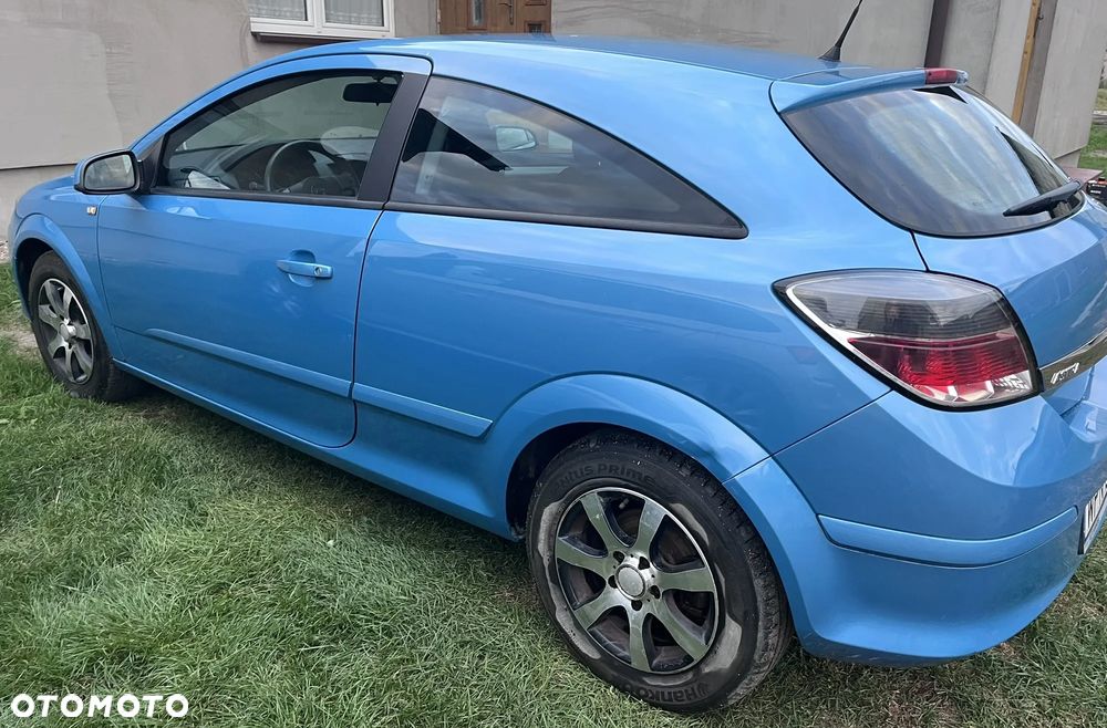 Opel Astra - 4