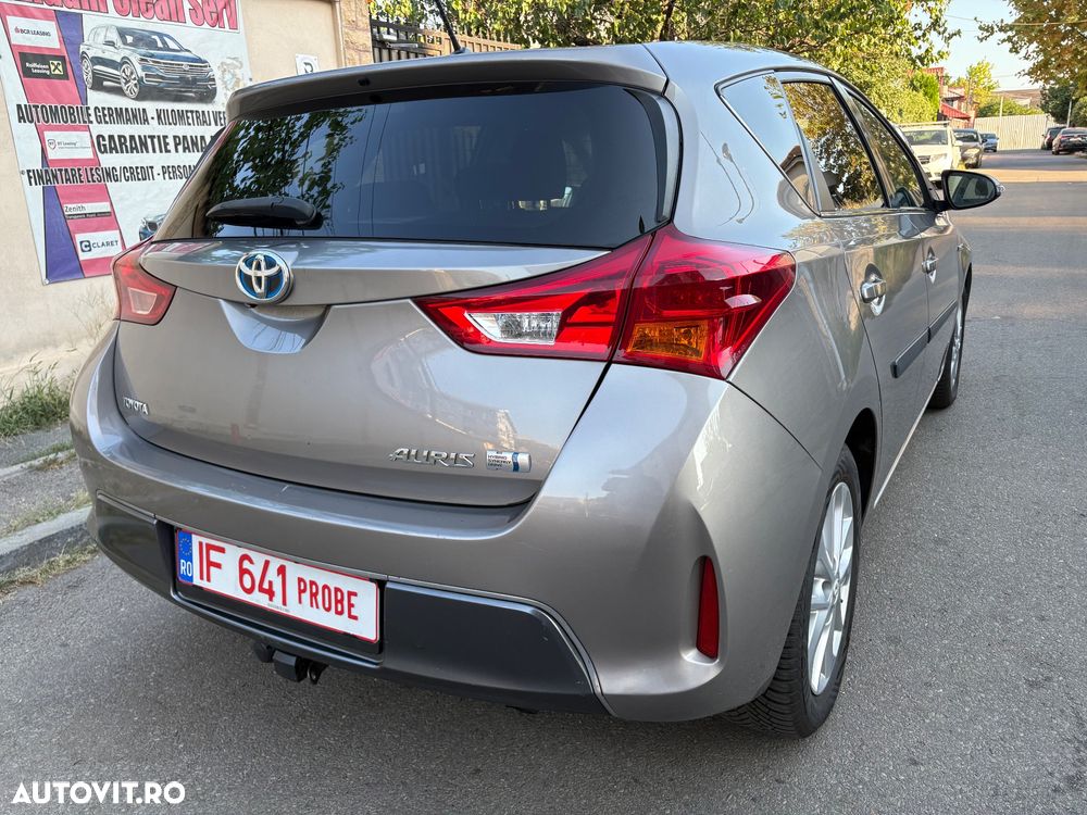 Toyota Auris 1.8 L VVT-i Luna - 8