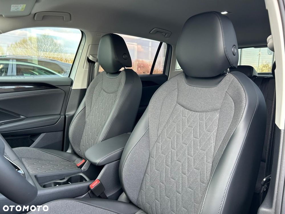 Volkswagen Tiguan - 5