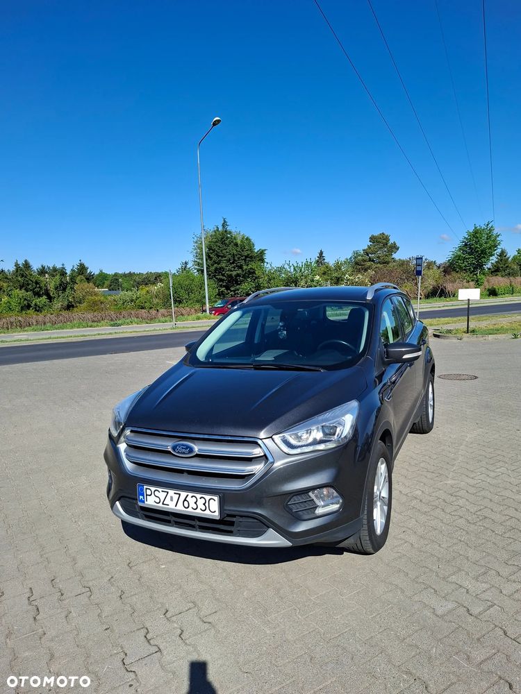Ford Kuga 1.5 EcoBoost 2x4 Titanium - 1