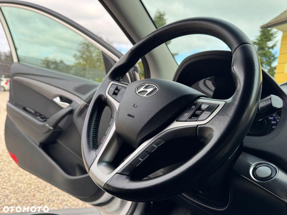 Hyundai i40 i40cw 1.7 CRDi Automatik Premium - 37