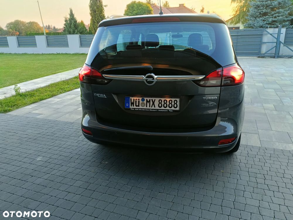 Opel Zafira - 18