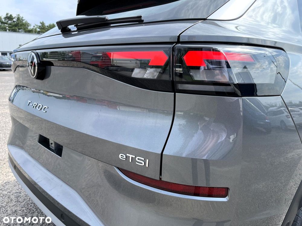 Volkswagen T-Roc 1.5 eTSI Life DSG - 30