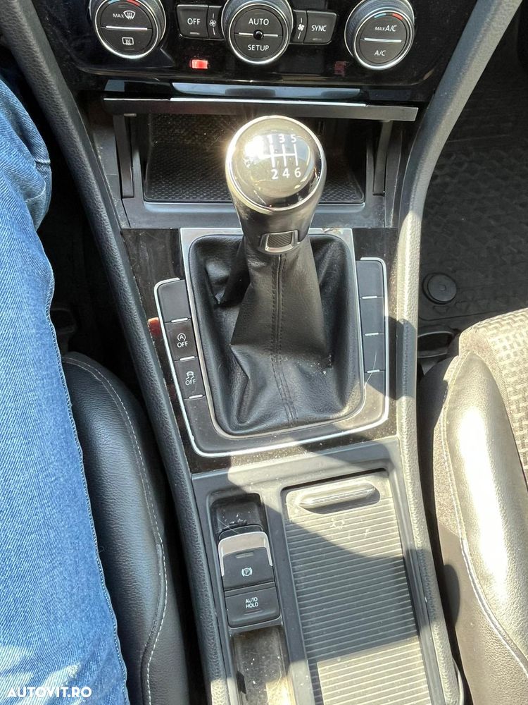Volkswagen Golf - 7