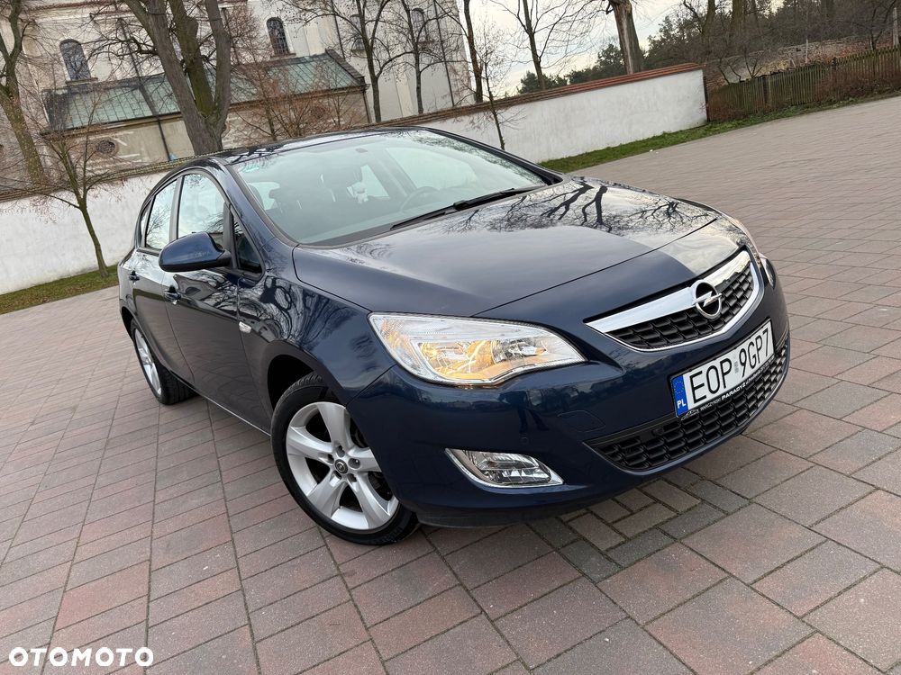 Opel Astra 1.4 Selection - 1