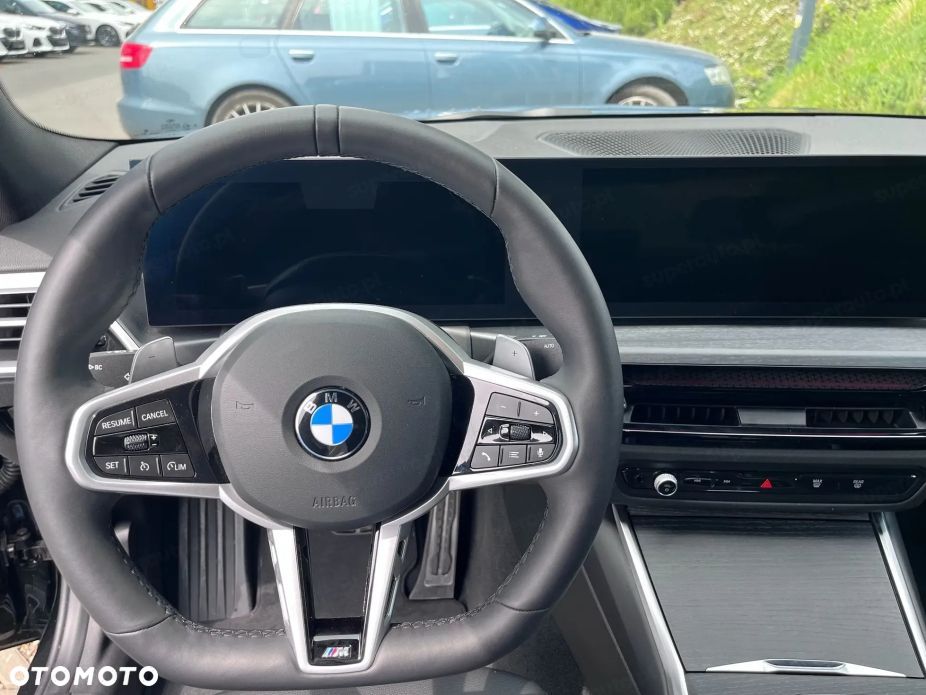 BMW Seria 3 320i xDrive M Sport - 12