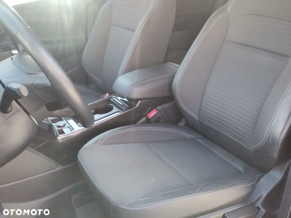 Ford Kuga 2.0 TDCi AWD Titanium - 12