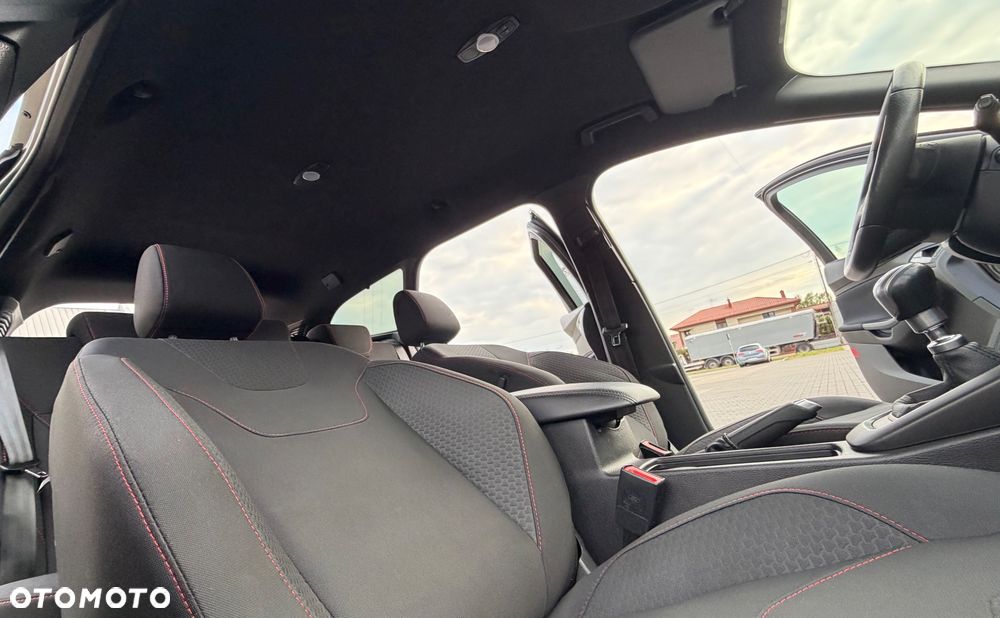 Ford Focus - 25