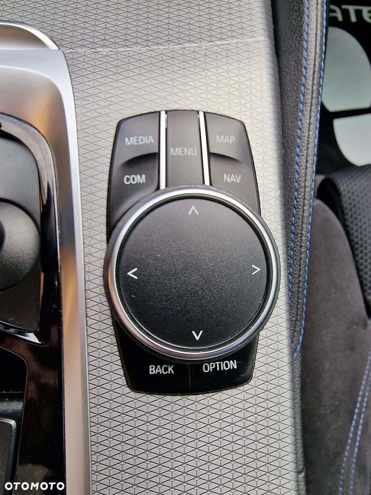 BMW Seria 5 520d M Sport sport - 16