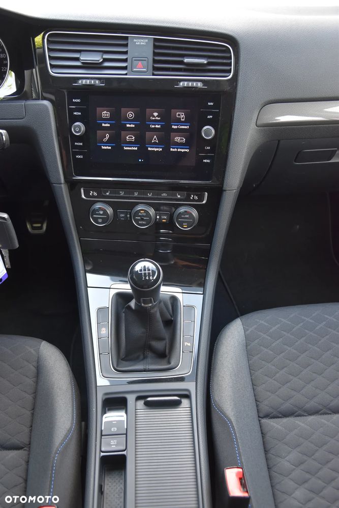 Volkswagen Golf 1.0 TSI Join - 15