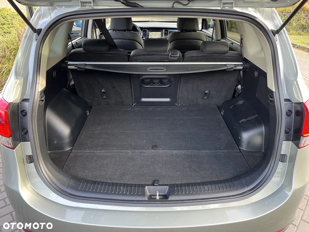 Kia Carens 1.6 GDI Business Line EU6 - 17