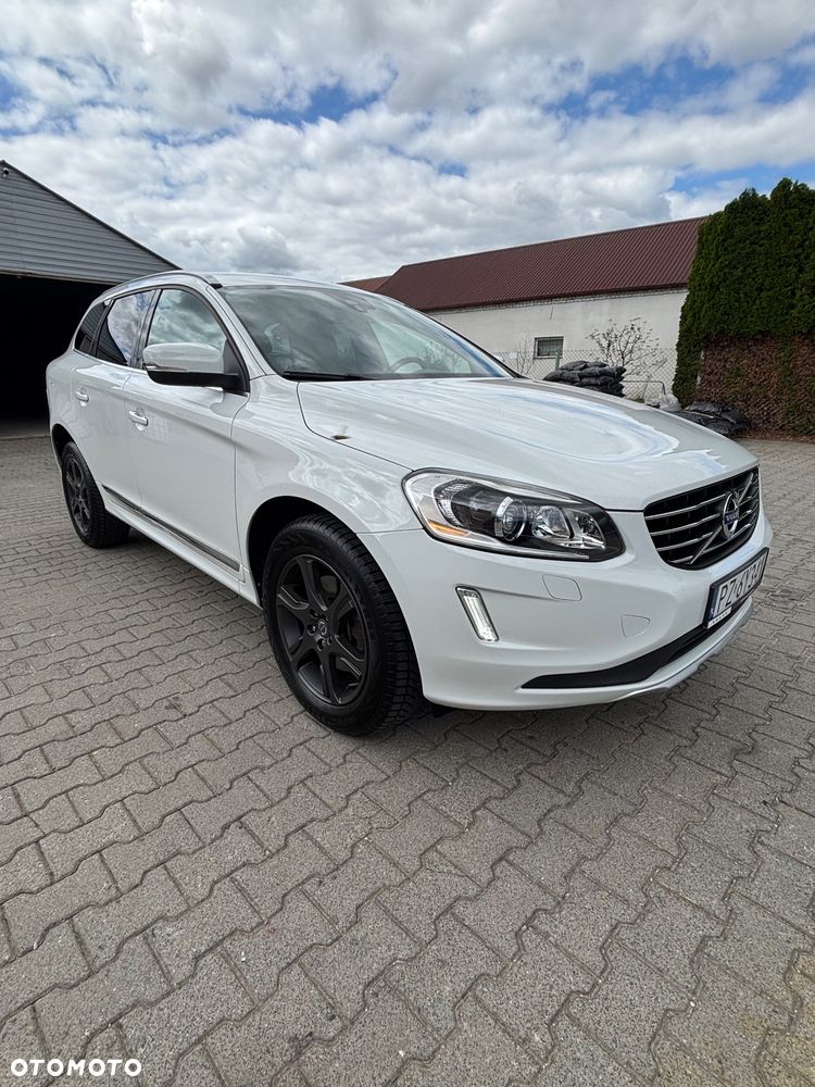Volvo XC 60 D4 AWD Momentum - 10