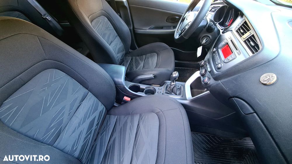 Kia Ceed 1.4 CRDi 90 Spirit - 14