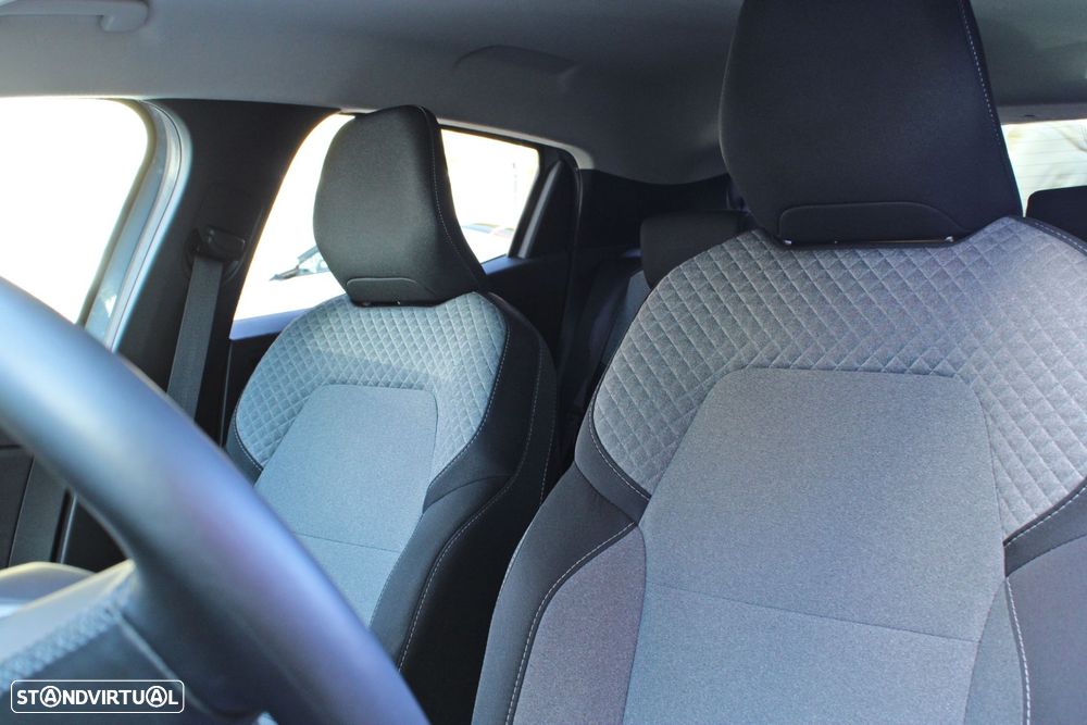 Renault Clio 1.0 TCe Evolution - 17