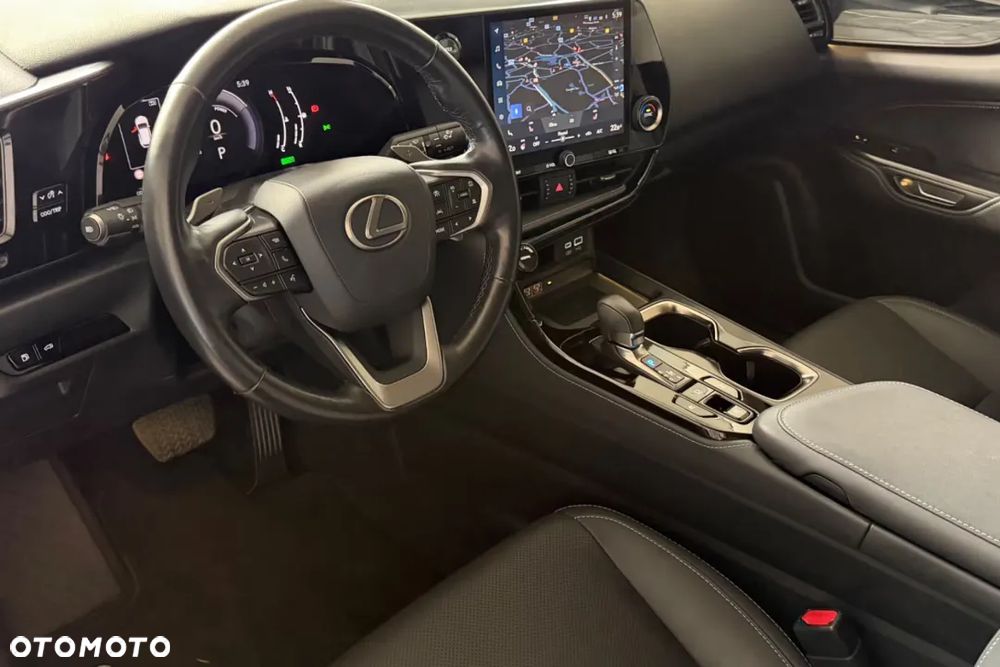 Lexus NX 350h Elegance 2WD - 16