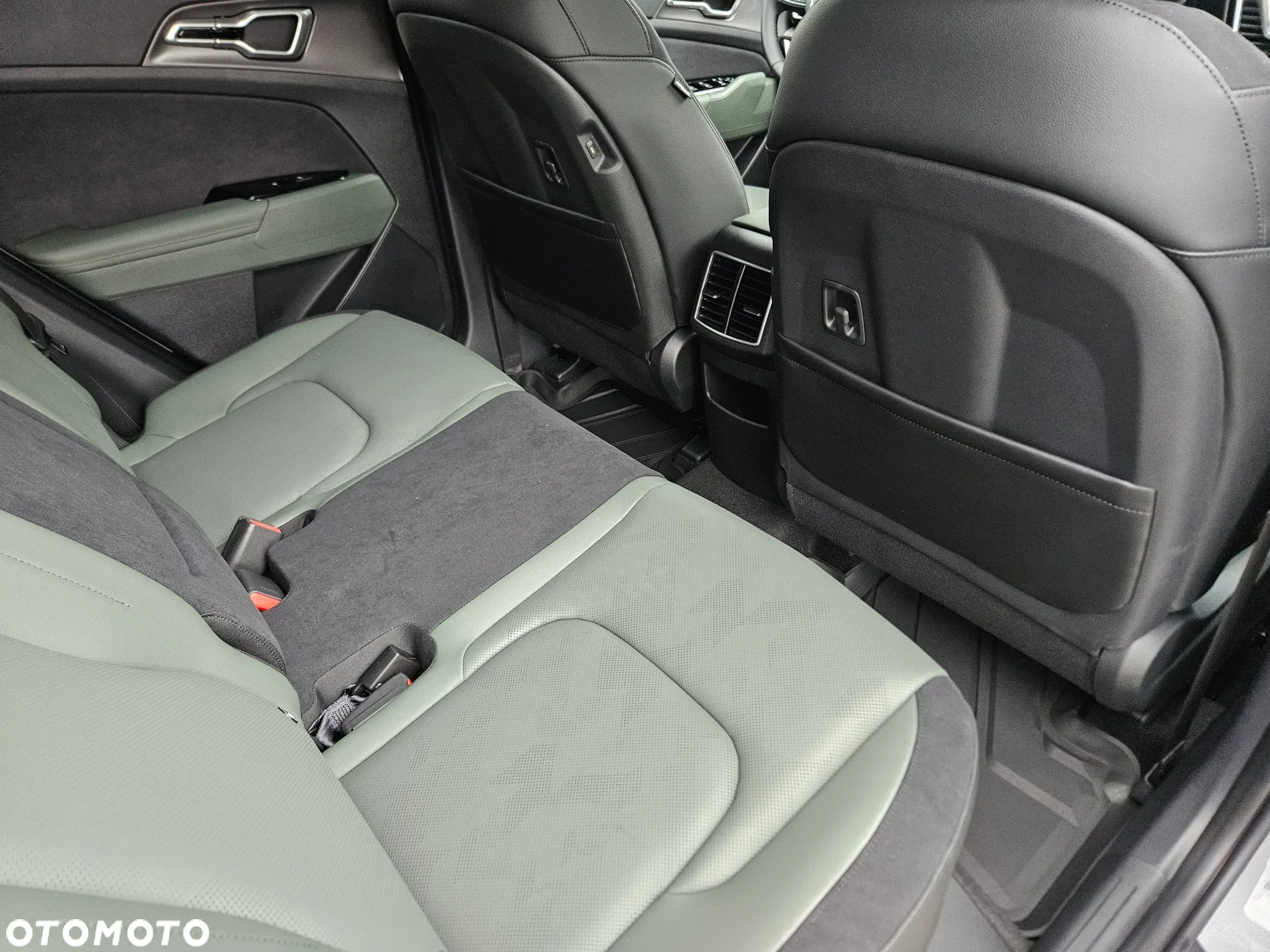 Kia Sportage 1.6 T-GDI Anniversary 2WD DCT - 11