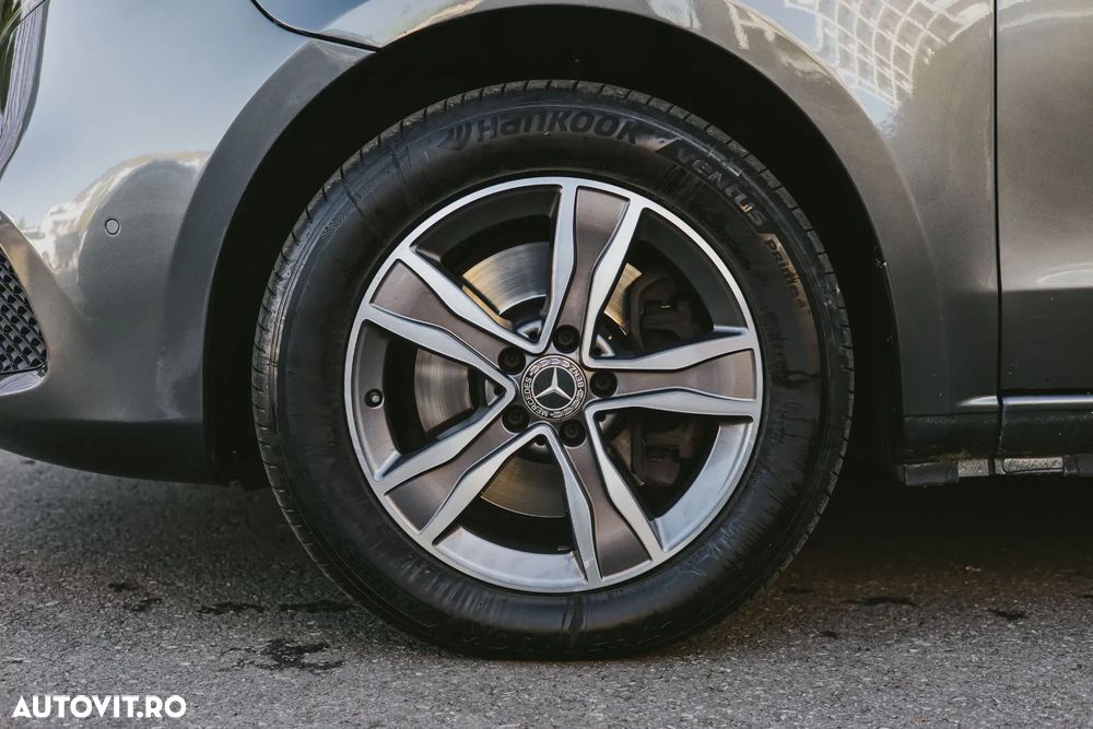 Mercedes-Benz V 300 d Compact Avantgarde - 6