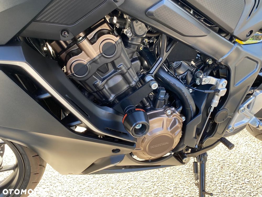 Honda CBR - 24