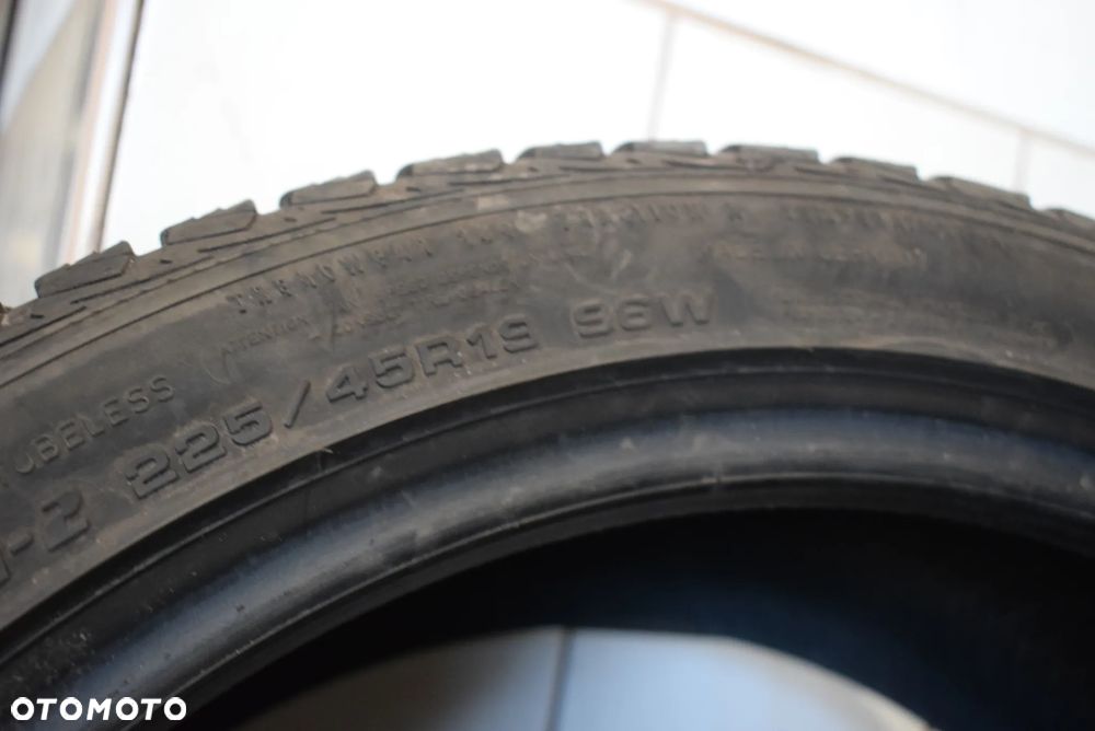 R19 225/45 Goodyear Vector 4Seasons GEN-2 Cena za parę - 10