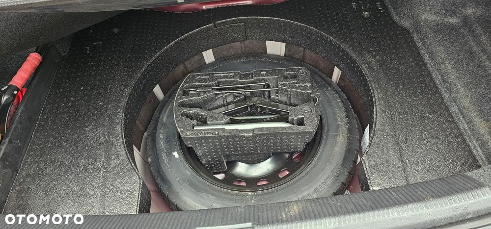 Volkswagen Passat - 20