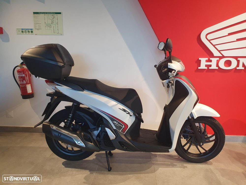 Honda SH 125 - 1
