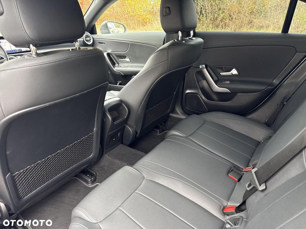 Mercedes-Benz CLA - 15