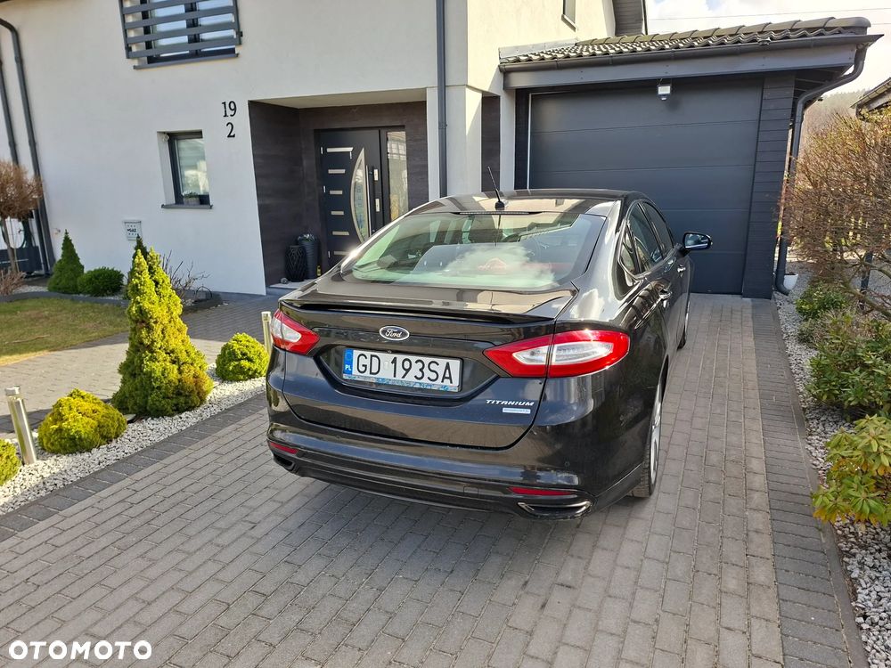 Ford Fusion - 2