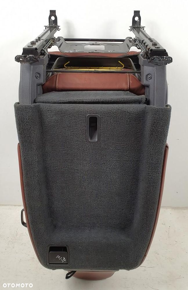 FOTEL PRAWY TYŁ TYLNY SKÓRA VOLVO XC90 - 6