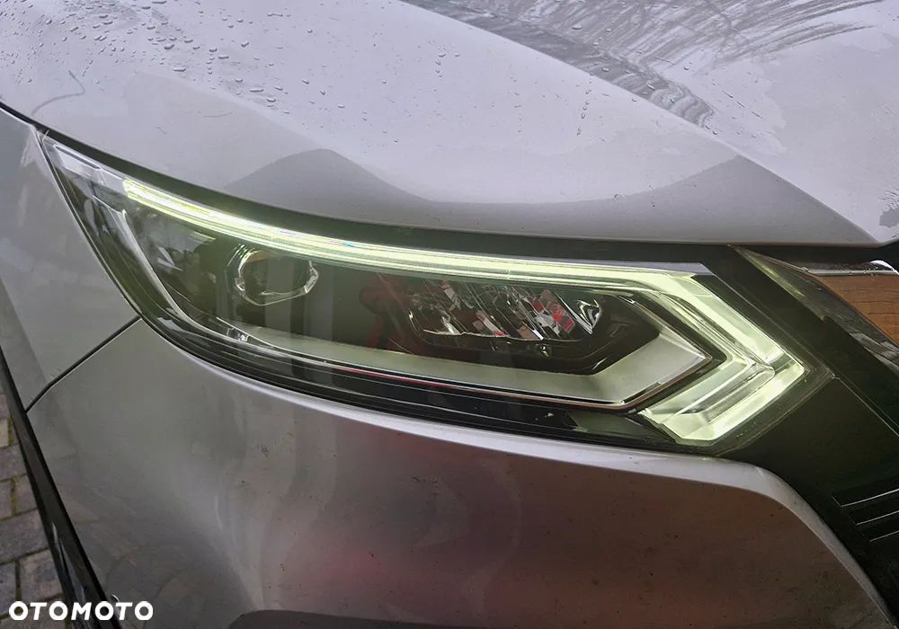 Nissan Qashqai 1.6 DIG-T Tekna - 4