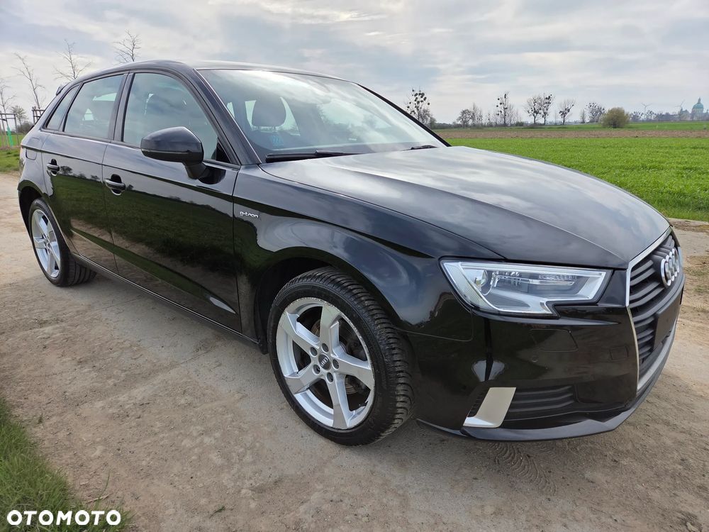 Audi A3 Sportback 1.4 TFSI S tronic Ambiente - 19