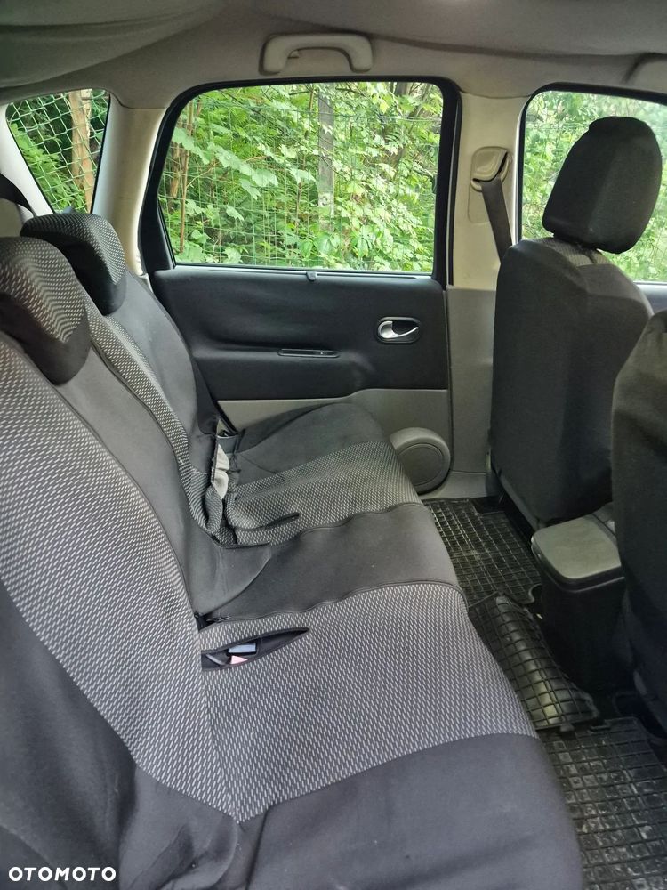 Renault Scenic 2.0 Confort Authentique - 1